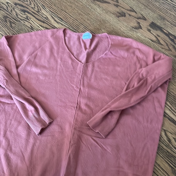 Dreamers Oversized Hi Lo Sweater from Vici - Picture 2 of 5